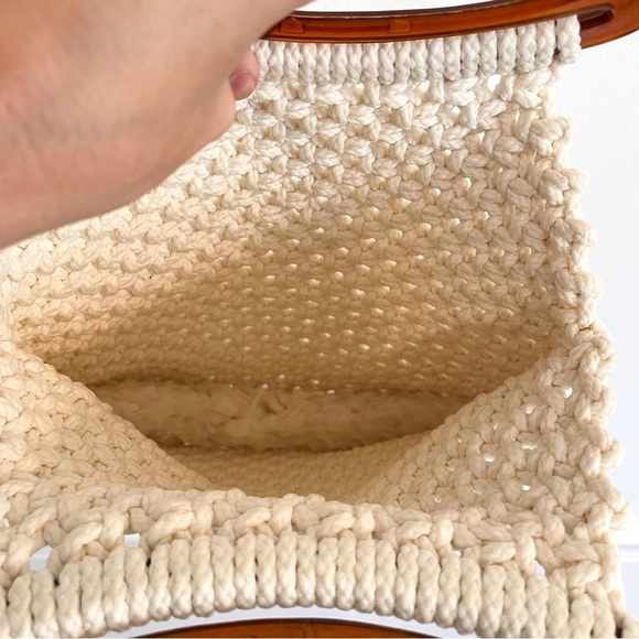 Vintage Macrame Crochet Knitted Lucite Clutch Handbag - Picture 6 of 7